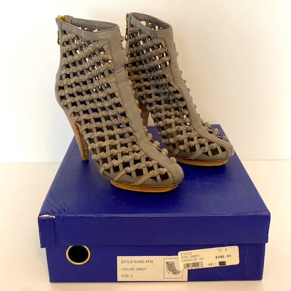 Charlie My Love Grey Booties - Picture 10 of 10